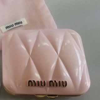 ミュウミュウ(miumiu)の新品★ミュウミュウ ピンク ミラー★ ロー ロゼ(香水(女性用))