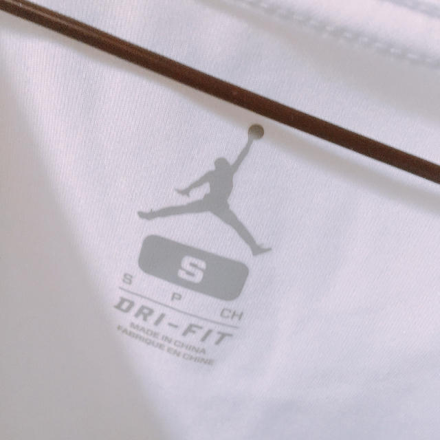 NIKE(ナイキ)のナイキ ジョーダン 白Tシャツ メンズのトップス(Tシャツ/カットソー(半袖/袖なし))の商品写真