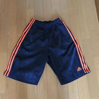 アディダス(adidas)の☆adidas ハーフパンツ【中古】160(ハーフパンツ)