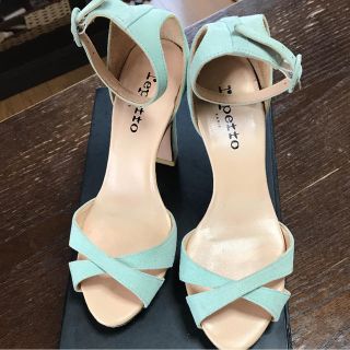 レペット(repetto)のレペット 水色スウェードサンダル(サンダル)