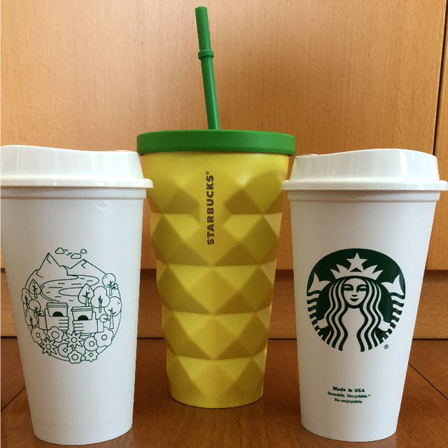 Starbucks Coffee(スターバックスコーヒー)の新品★２個+おまけ スターバックスハワイ限定 ステンレスタンブラー パイナップル インテリア/住まい/日用品のキッチン/食器(タンブラー)の商品写真