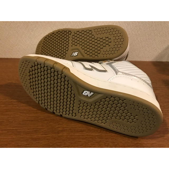 New Balance(ニューバランス)のNew Balance🌟ニューバランス🌟ゴールド×ホワイト 希少 レディースの靴/シューズ(スニーカー)の商品写真