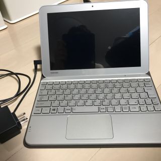 トウシバ(東芝)の東芝 dynabook Tab (タブレット)