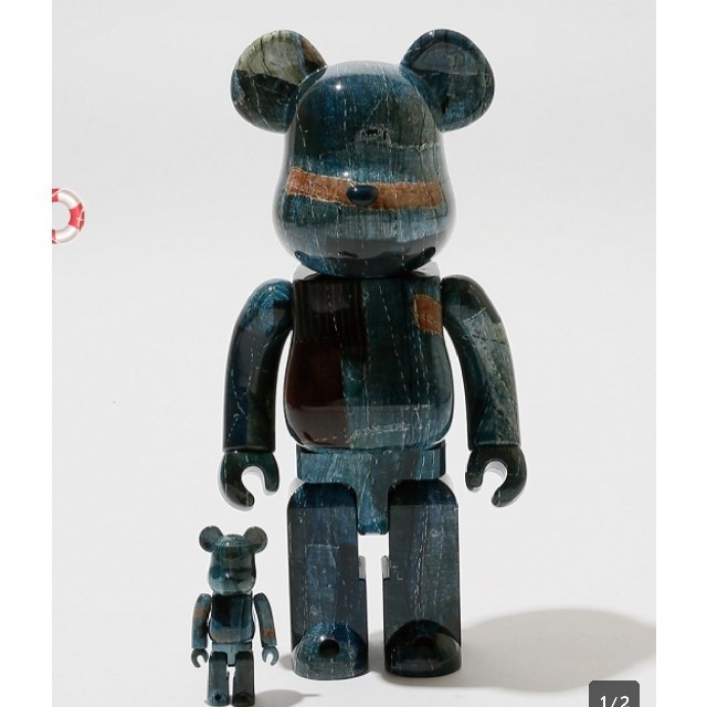 MEDICOM TOY(メディコムトイ)のBE@RBRICK FDMTL 100％ & 400％セット

新品未使用品 エンタメ/ホビーのおもちゃ/ぬいぐるみ(キャラクターグッズ)の商品写真