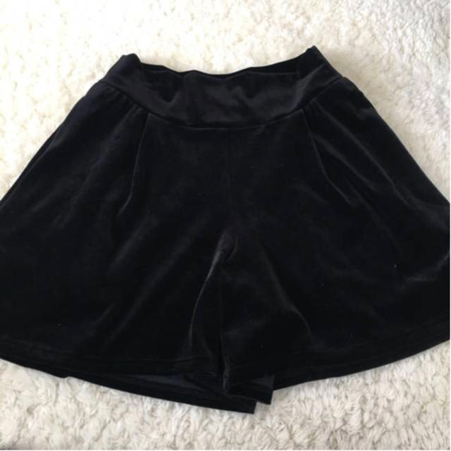 フォクシー foxey velour noir キュロットパンツ 38サイズ