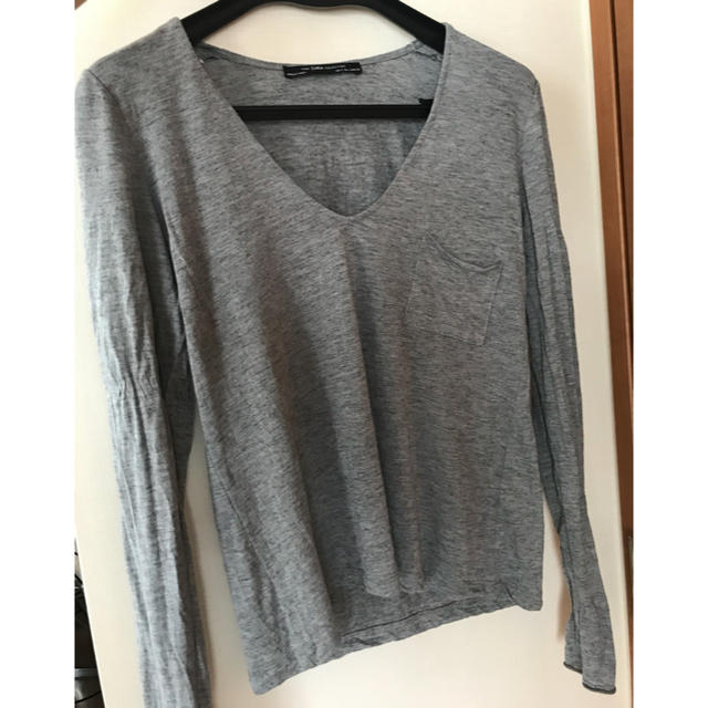 ZARA(ザラ)のZara Ｔシャツ グレー サイズS レディースのトップス(Tシャツ(半袖/袖なし))の商品写真