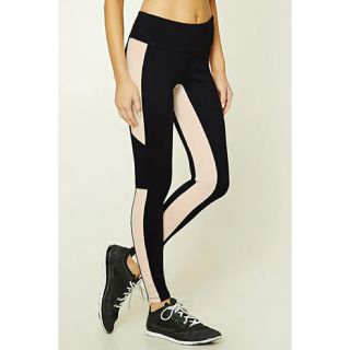 フォーエバートゥエンティーワン(FOREVER 21)のforever21 スポーツ レギンス 黒 × ベージュ M(トレーニング用品)