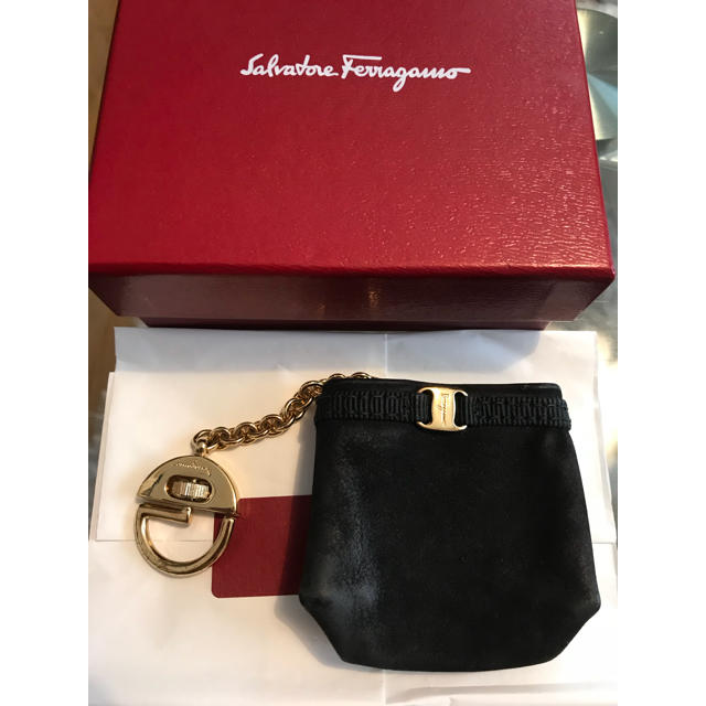 Salvatore Ferragamo(サルヴァトーレフェラガモ)のフェラガモ キーホルダー チャーム レディースのファッション小物(キーホルダー)の商品写真