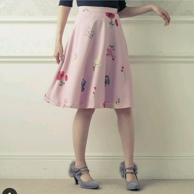 MISCH MASCH(ミッシュマッシュ)の【ミッシュマッシュ】クラシック大人フラワースカート レディースのスカート(ひざ丈スカート)の商品写真