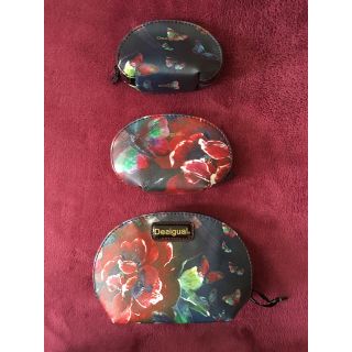 デシグアル(DESIGUAL)の［美品］デシグアル 3個セットポーチ(ポーチ)