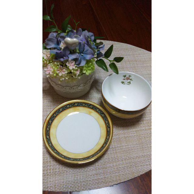 WEDGWOOD(ウェッジウッド)のお値下げ￥6980→￥4000送料無料】ウェッジウッドカップソーサー２客セット インテリア/住まい/日用品のキッチン/食器(食器)の商品写真