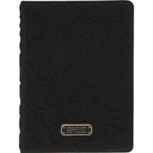 MARC BY MARC JACOBS(マークバイマークジェイコブス)のMARC BY MARCJACOBS iPad AIR(2) ケース スマホ/家電/カメラのスマホアクセサリー(iPadケース)の商品写真