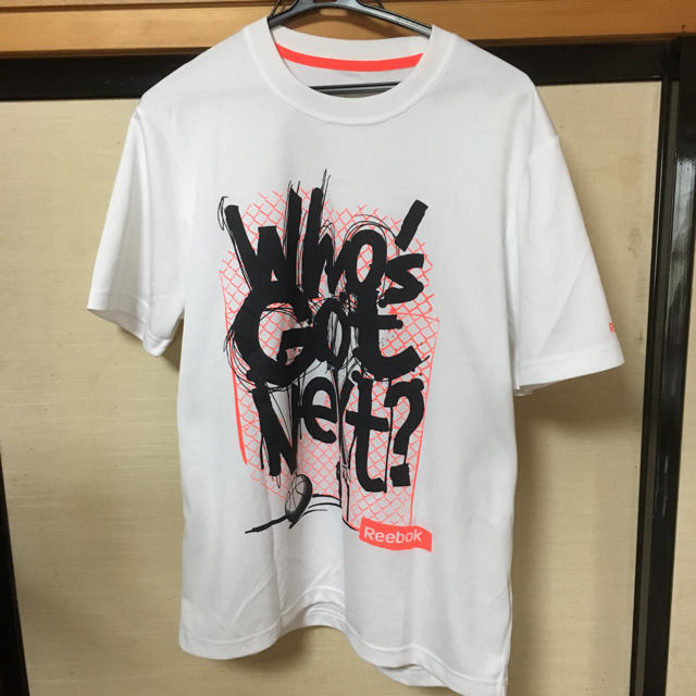 Reebok(リーボック)のバスケ Tシャツ リーボック スポーツ/アウトドアのスポーツ/アウトドア その他(バスケットボール)の商品写真