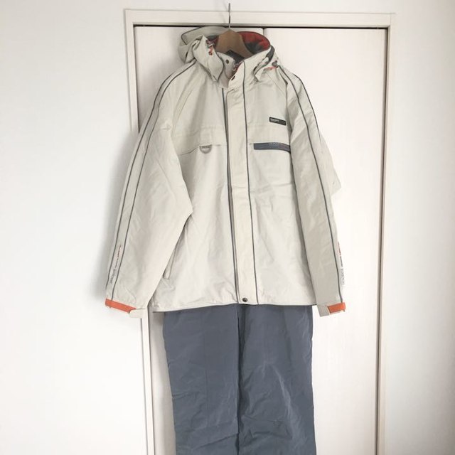 DESCENTE(デサント)のスキーウエア  メンズ  デサント サイズO スポーツ/アウトドアのスノーボード(その他)の商品写真