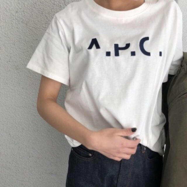 a.p.c. 刺繍ロゴTシャツTシャツ(半袖/袖なし)