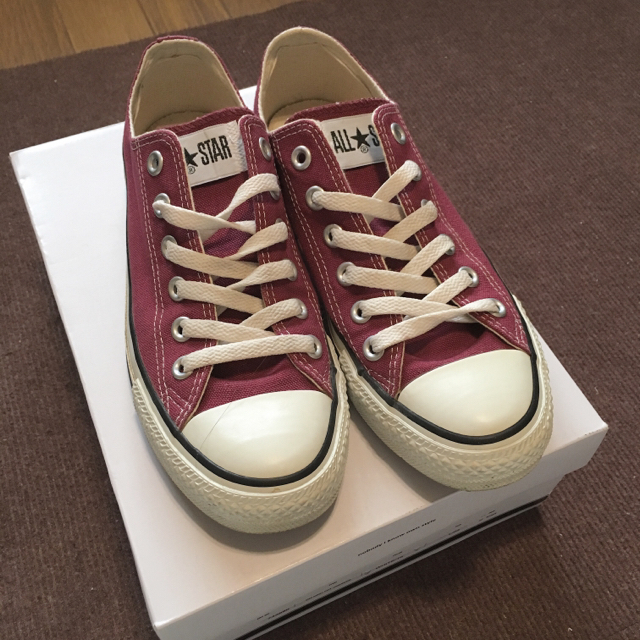 Santa Monica(サンタモニカ)の週末限定価格。Vintage berry converse  レディースの靴/シューズ(スニーカー)の商品写真