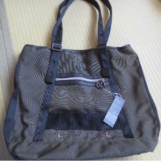 テットオム(TETE HOMME)のショルダーバッグ　新品・未使用(ショルダーバッグ)