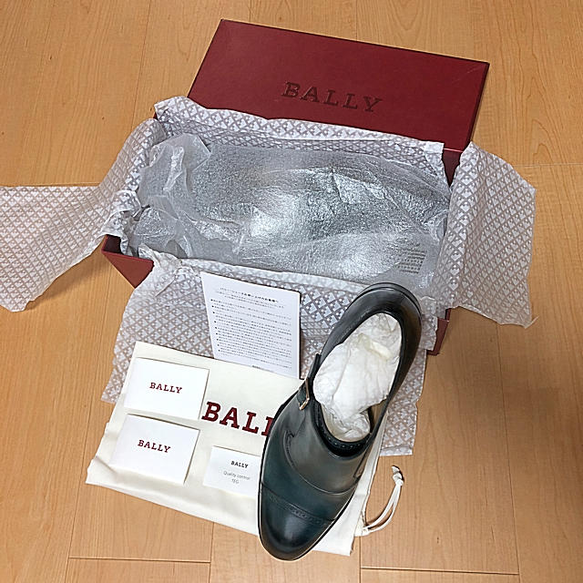 Bally(バリー)の★新品★BALLY の本革メンズシューズ ダークグリーン メンズの靴/シューズ(ドレス/ビジネス)の商品写真