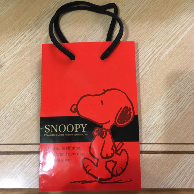 SNOOPY(スヌーピー)のスヌーピー ギフトバッグ インテリア/住まい/日用品のオフィス用品(ラッピング/包装)の商品写真