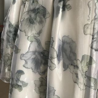 ミッシュマッシュ(MISCH MASCH)の👗ミッシュマッシュ✨オーガンジー花柄スカート♡9号 M♡(ひざ丈スカート)