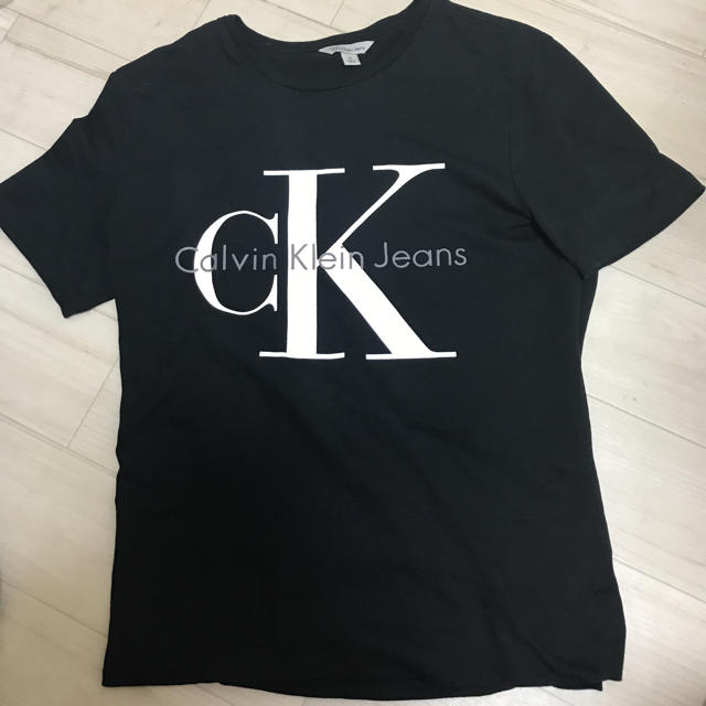 Calvin Klein(カルバンクライン)のカルバンクラインTシャツ メンズのトップス(Tシャツ/カットソー(半袖/袖なし))の商品写真