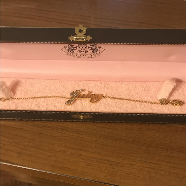 Juicy Couture(ジューシークチュール)のジューシークチュール ブレスレット レディースのアクセサリー(ブレスレット/バングル)の商品写真