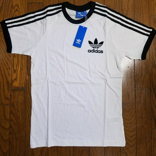 adidas(アディダス)のアディダス カリフォルニアTシャツ 白 メンズのトップス(Tシャツ/カットソー(半袖/袖なし))の商品写真