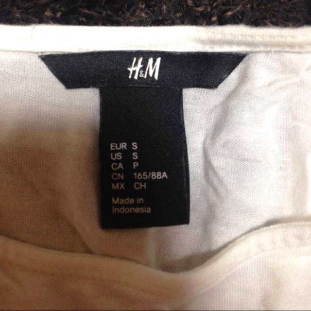 H&M(エイチアンドエム)のH&M タンクトップ レディースのトップス(Tシャツ(半袖/袖なし))の商品写真