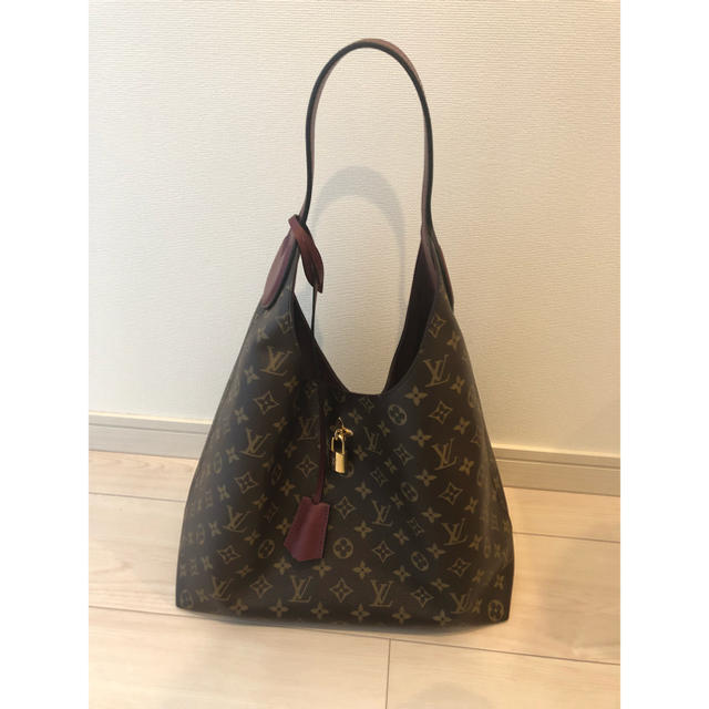 トートバッグルイ ヴィトン新作 フラワー ホーボー LV