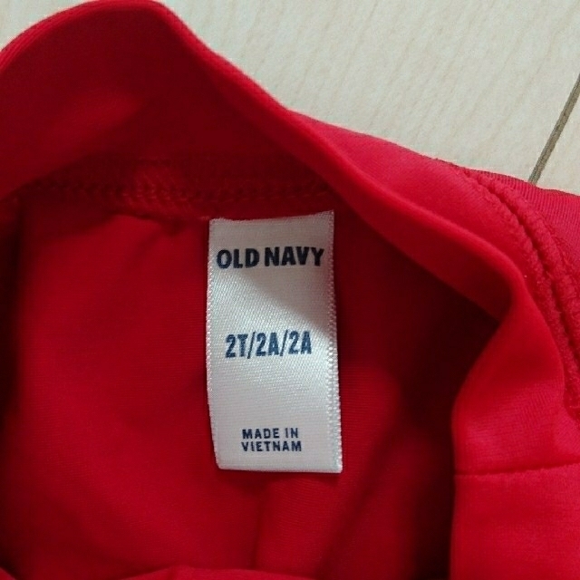 Old Navy(オールドネイビー)のold navyラッシュガード水着、男の子女の子２歳 キッズ/ベビー/マタニティのキッズ服女の子用(90cm~)(水着)の商品写真