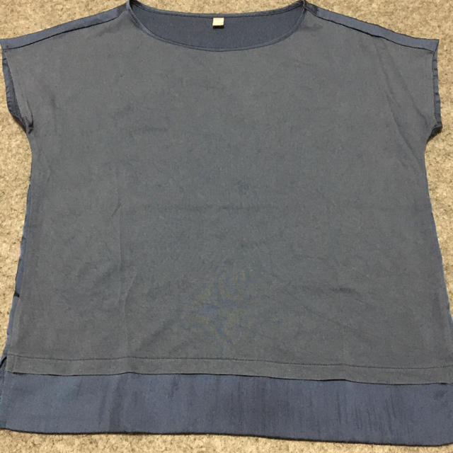 UNIQLO(ユニクロ)の美品  ユニクロ  女性用半袖Tシャツ レディースのトップス(Tシャツ(半袖/袖なし))の商品写真