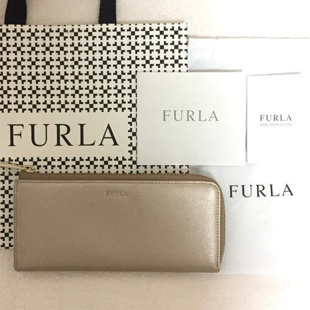 フルラ  FURLA 長財布