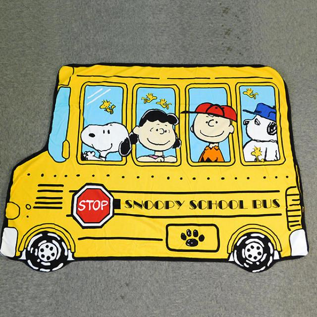 Snoopy スヌーピー バスタオル スクールバス型 男女兼用 新品の通販 By Woody Shop ラクマ