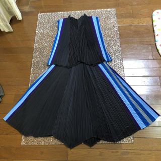 プリーツプリーズイッセイミヤケ(PLEATS PLEASE ISSEY MIYAKE)のイッセイミヤケプリーツプリーズ トップス&スカート(ロングワンピース/マキシワンピース)