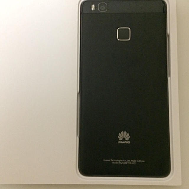 ANDROID(アンドロイド)のHUAWEI P9 lite スマホ/家電/カメラのスマートフォン/携帯電話(スマートフォン本体)の商品写真