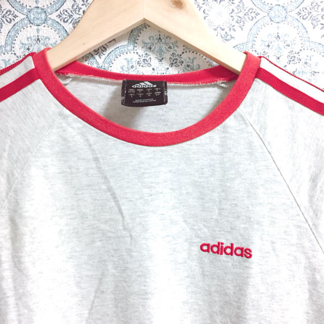 adidas(アディダス)の【adidas】パイピング&ラインTシャツ✩︎Mサイズ メンズのトップス(Tシャツ/カットソー(半袖/袖なし))の商品写真