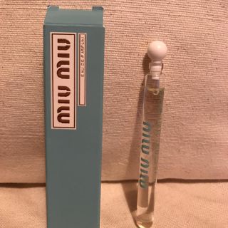 ミュウミュウ(miumiu)のミュウミュウ オードパルファム 4ml(香水(女性用))