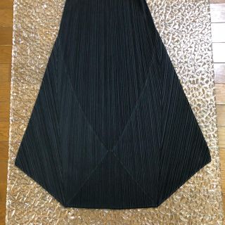 プリーツプリーズイッセイミヤケ(PLEATS PLEASE ISSEY MIYAKE)のプリーツプリーズ イッセイミヤケ 君変形スカート(ロングスカート)