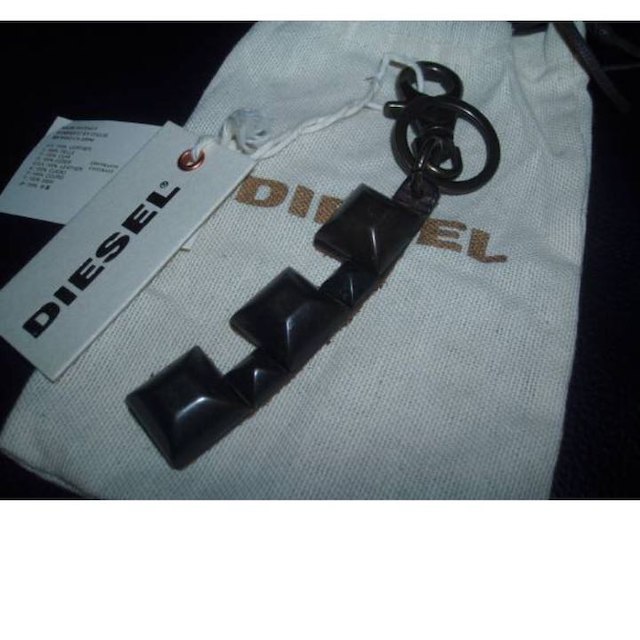 DIESEL(ディーゼル)のディーゼル DIESEL 新品 キーホルダー メンズのファッション小物(その他)の商品写真