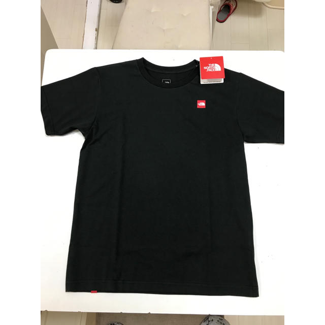 THE NORTH FACE(ザノースフェイス)のノースフェイス ショートスリーブスモールボックスロゴティーSサイズ メンズのトップス(Tシャツ/カットソー(半袖/袖なし))の商品写真