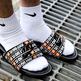 ナイキ(NIKE)のNIKE BENASSI JDI PRINT (サンダル)