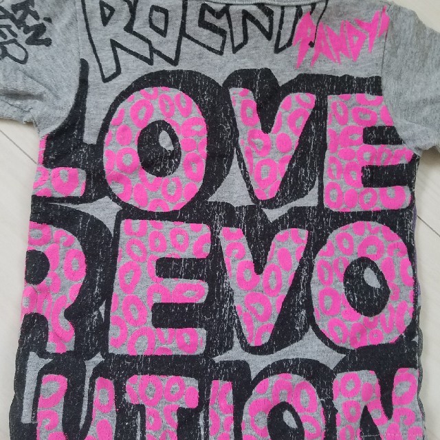 LOVE REVOLUTION(ラブレボリューション)のLoveRevolution 半袖 90cm キッズ/ベビー/マタニティのキッズ服男の子用(90cm~)(Tシャツ/カットソー)の商品写真