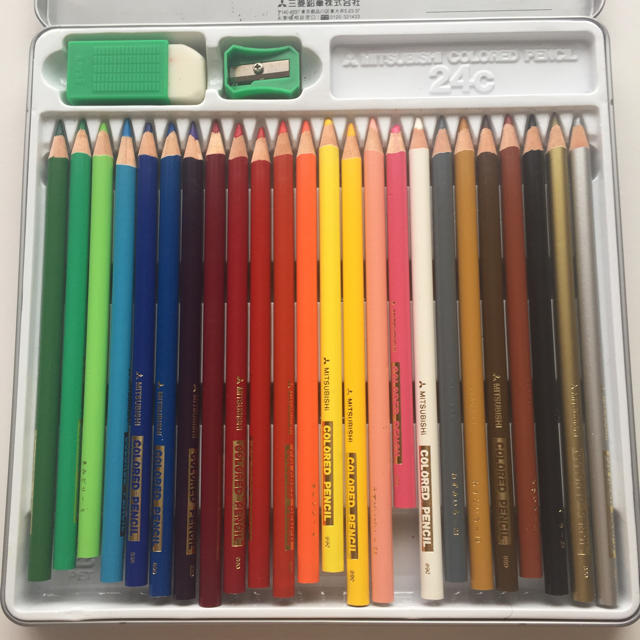 三菱(ミツビシ)のMITSUBISHI 色鉛筆 ２４色  エンタメ/ホビーのアート用品(色鉛筆)の商品写真
