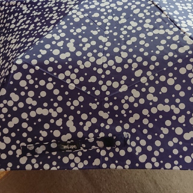 水玉模様 折り畳み傘 レディースのファッション小物(傘)の商品写真