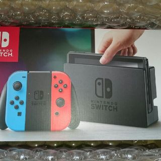 ニンテンドースイッチ(Nintendo Switch)のNintendo Switch 本体(ネオンブルー/  ネオンレッド) ２台(家庭用ゲーム機本体)