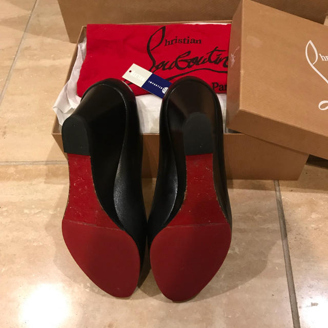 Christian Louboutin(クリスチャンルブタン)のクリスチャンルブタン 黒 レザーウエッジ  パンプス36 レディースの靴/シューズ(ハイヒール/パンプス)の商品写真