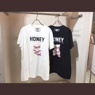ハニーシナモン(Honey Cinnamon)の目隠しシナモンT 白と黒 月曜まで取り置き(Tシャツ(半袖/袖なし))