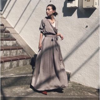 アメリヴィンテージ(Ameri VINTAGE)のCHACHE COEUR SATIN DRESS Amerivintage (ロングワンピース/マキシワンピース)