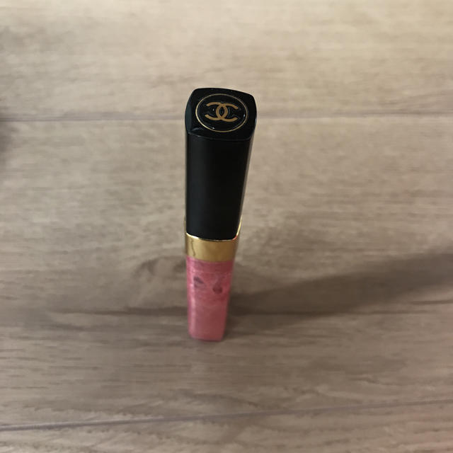 CHANEL(シャネル)のCHANEL レーヴル サンティヤント  コスメ/美容のベースメイク/化粧品(リップグロス)の商品写真