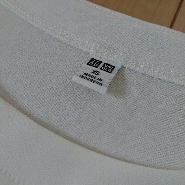 UNIQLO(ユニクロ)のUNIQLO🌼新品✨カットソー レディースのトップス(カットソー(半袖/袖なし))の商品写真